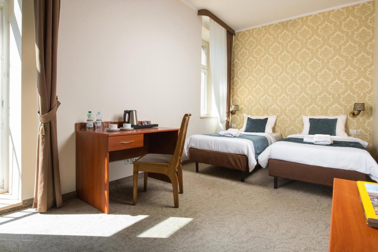 Aparthotel Globus Kraków Bagian luar foto