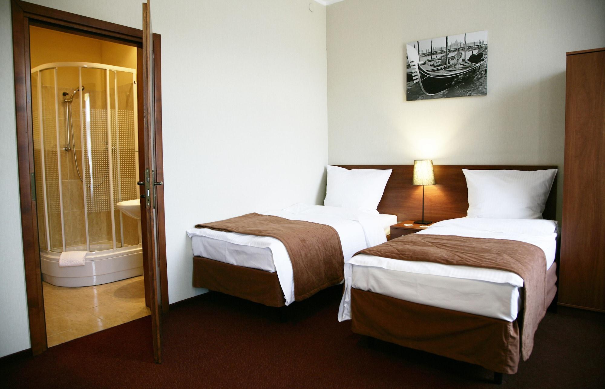 Aparthotel Globus Kraków Bagian luar foto