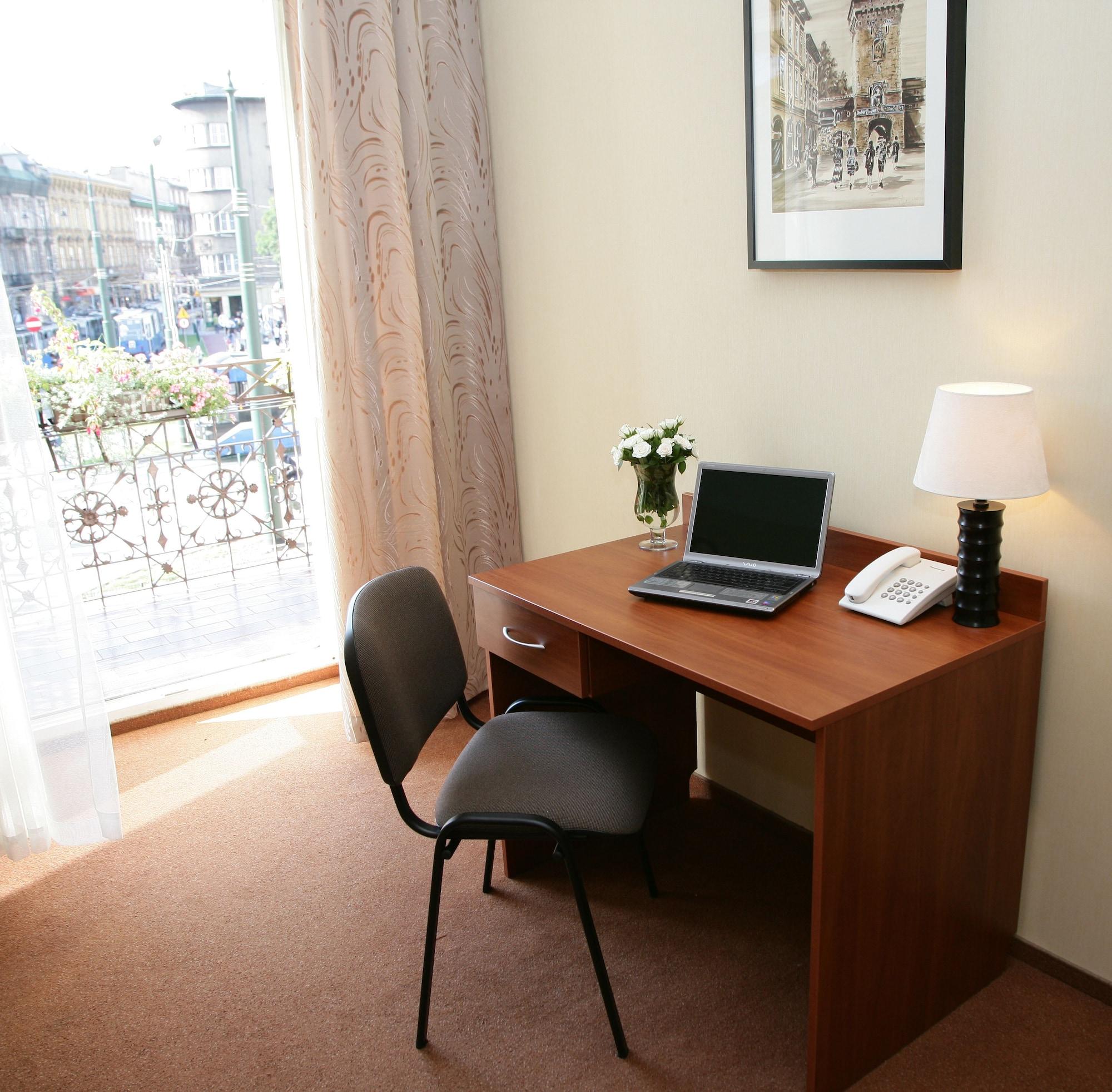 Aparthotel Globus Kraków Bagian luar foto