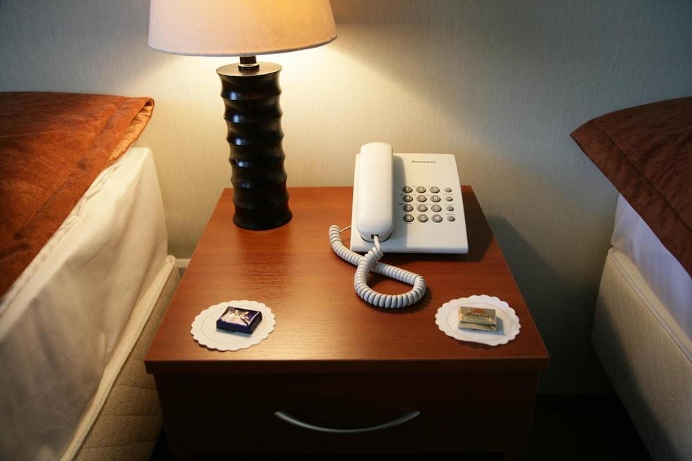 Aparthotel Globus Kraków Bagian luar foto